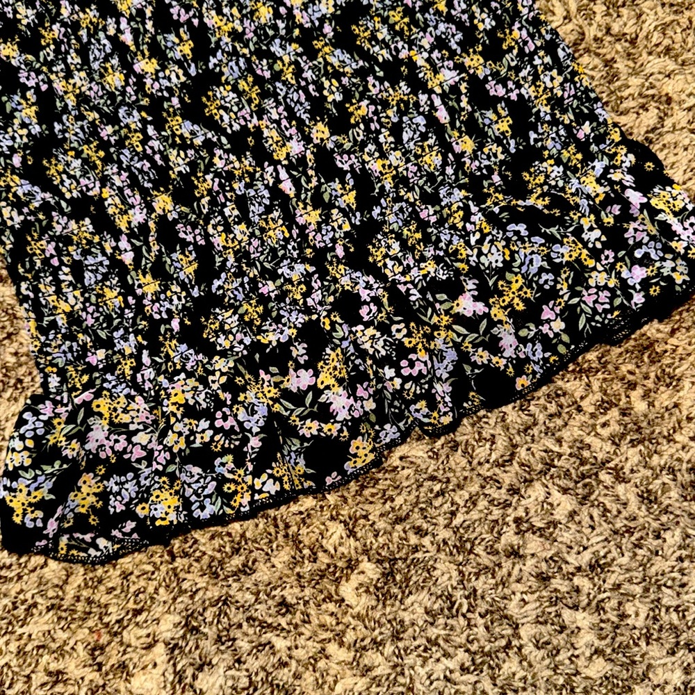 GIRLS SIZE S. POPPIES & ROSES DRESS. - Picture 4 of 5